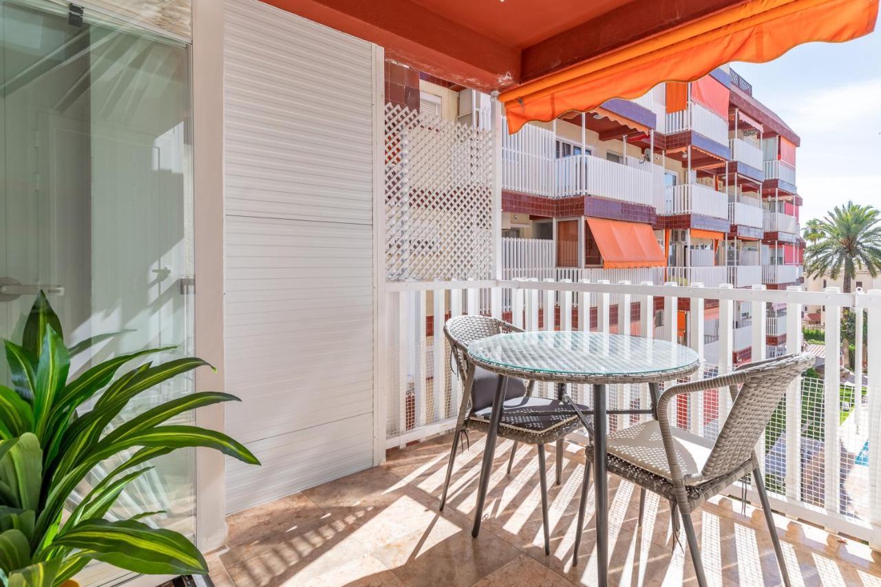 Apartamento Pobla De Farnals, Vistas Al Mar, Wifi ปวยบลา เด ฟาร์นัลส์ ภายนอก รูปภาพ